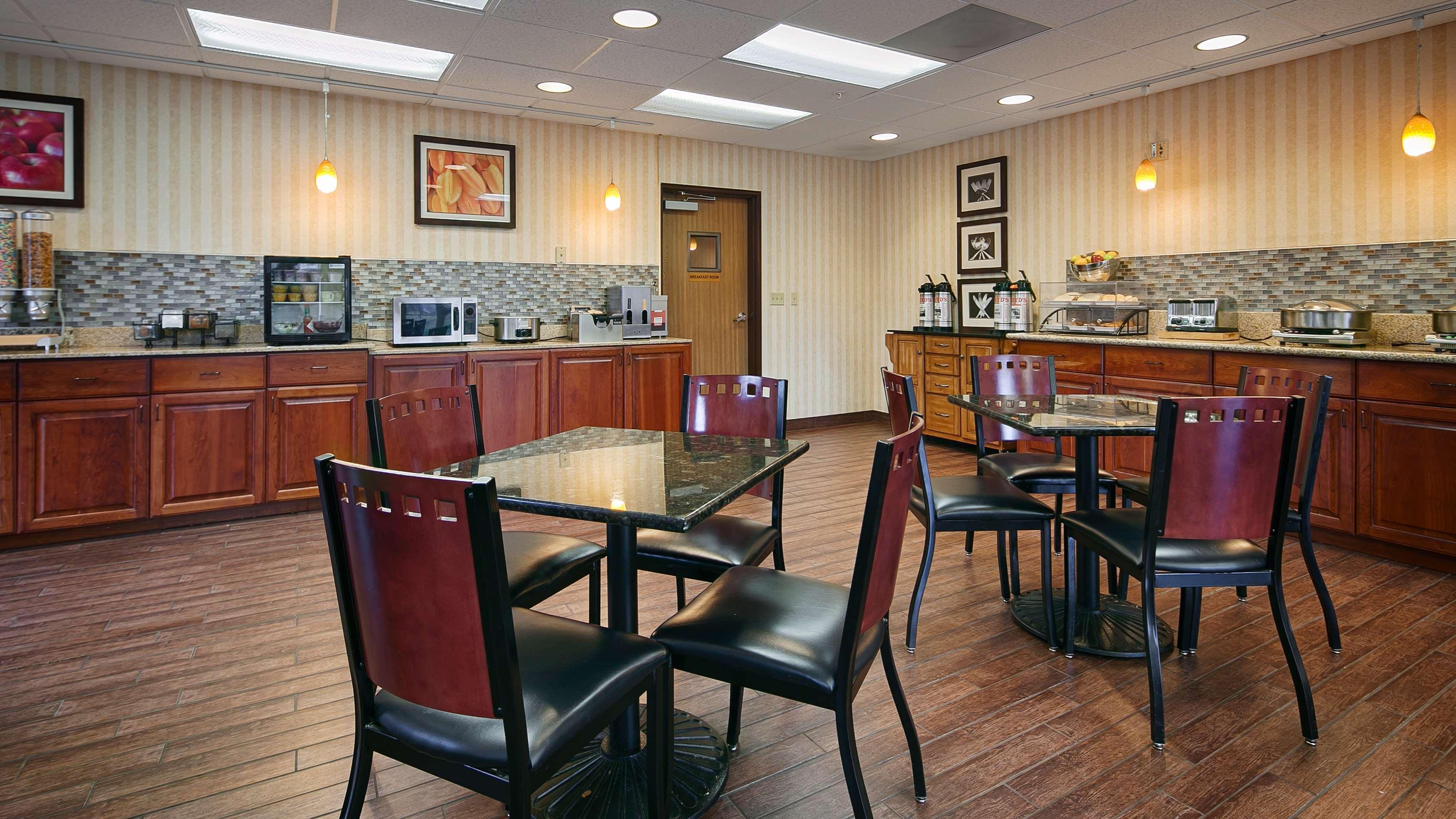 Best Western Plus Rama Inn & Suites La Grande Extérieur photo